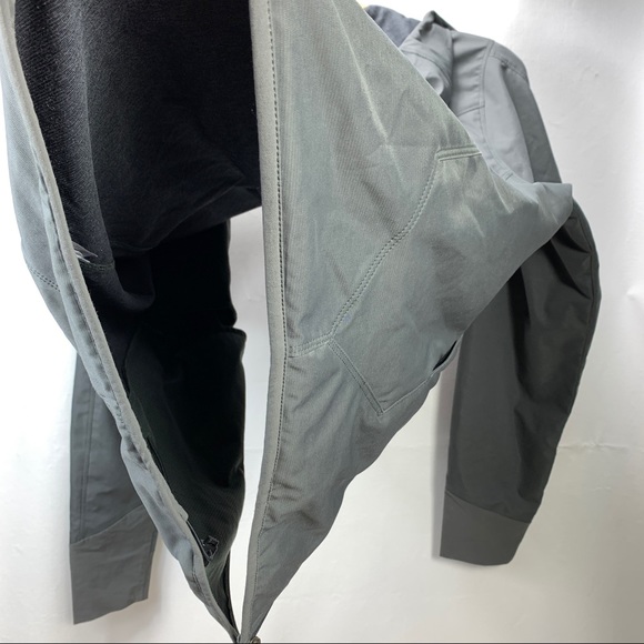 PATAGONIA Men's Levitation Grey ZipUp Hoody Medium - Picture 7 of 9